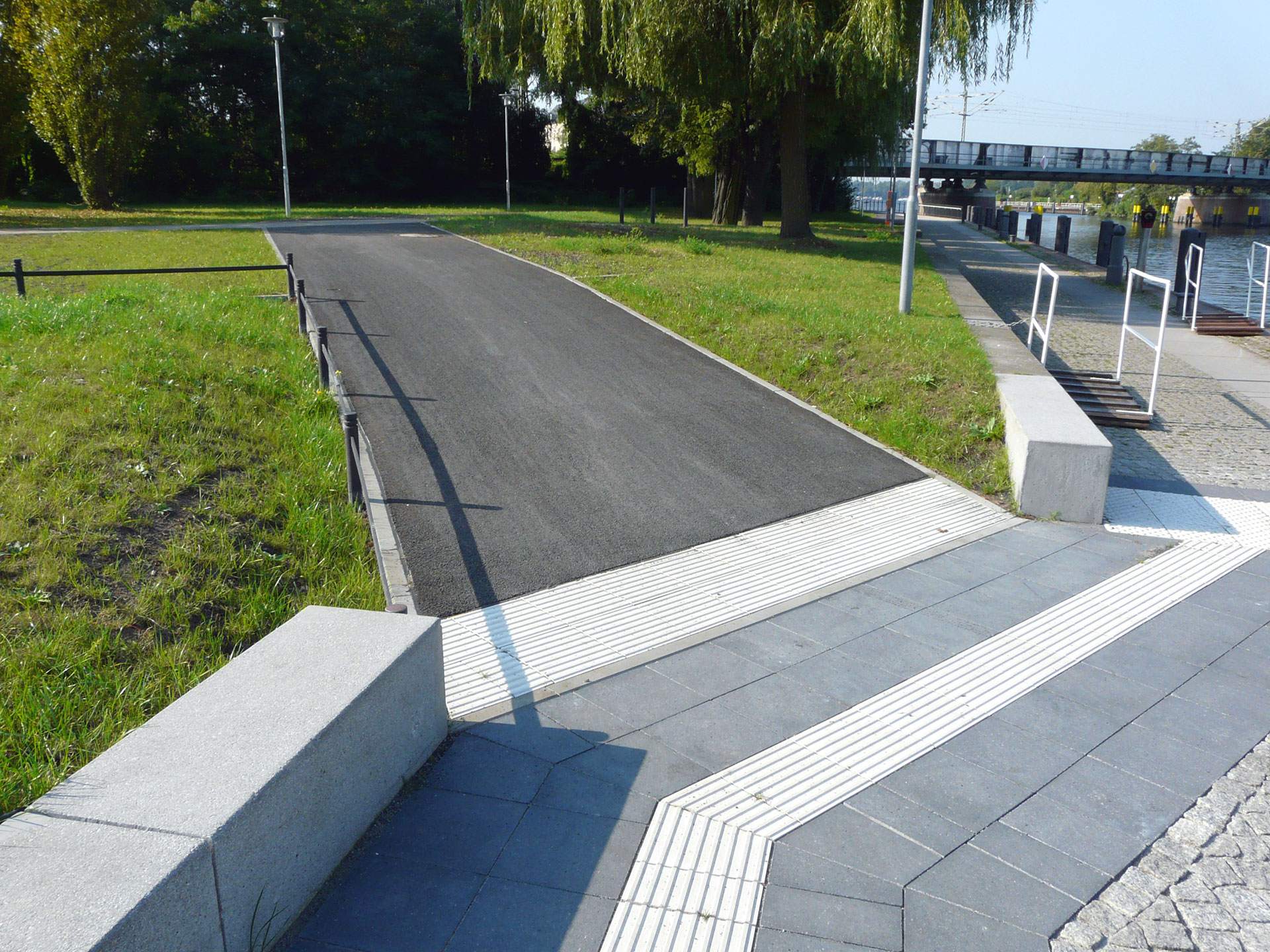 Uferweg-PSL2