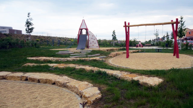 Spielplatz-Weinsteige-klein